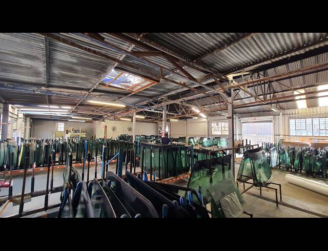 546M² WAREHOUSE TO LET IN EASTLEIGH